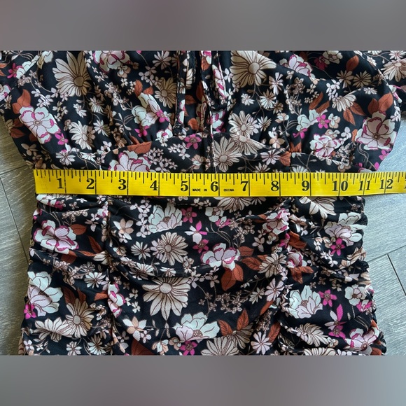Ultra Flirt Mesh Keyhole Tie Front Ruched Floral Milkmaid Mini Dress. Size S - Picture 10 of 11